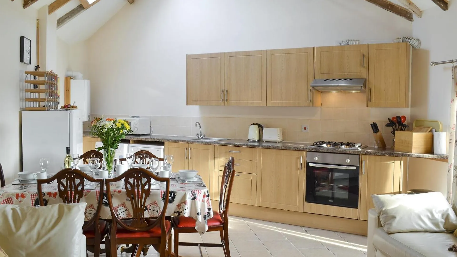 Dove Cottage - 25117 Flamborough